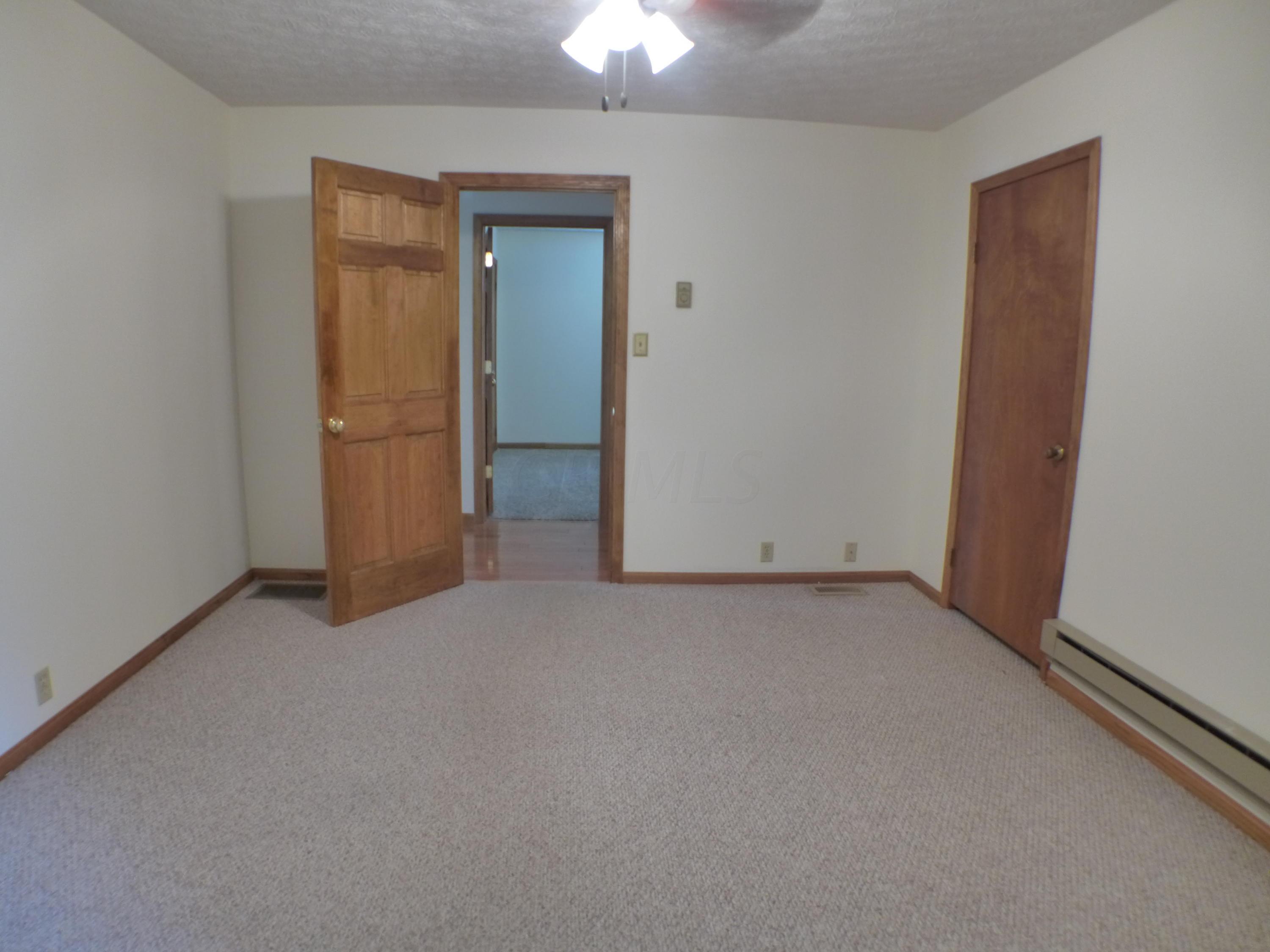 28790 Lake Logan Road Logan, OH 43138 - Photo 27 of 44
