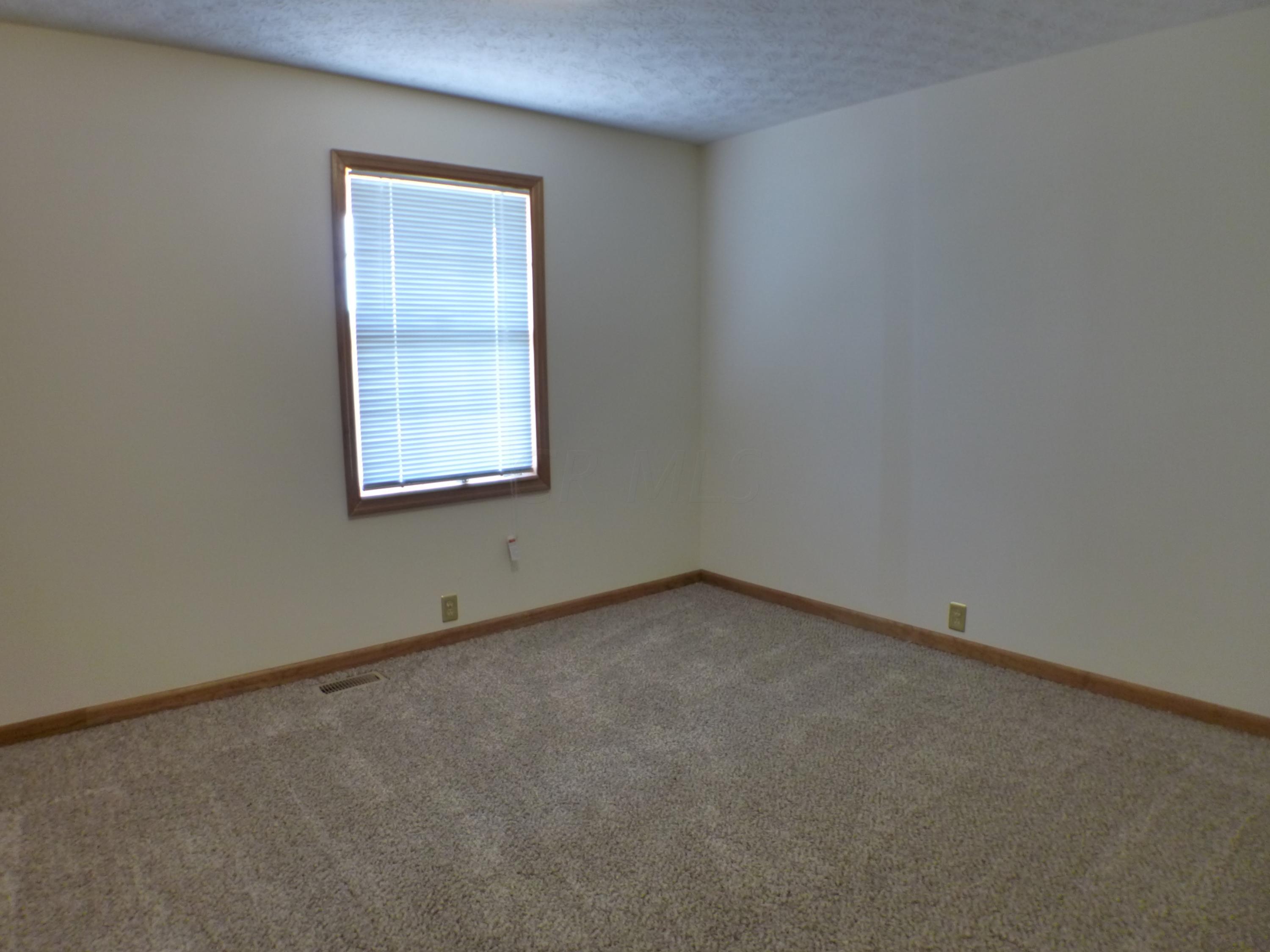 28790 Lake Logan Road Logan, OH 43138 - Photo 29 of 44