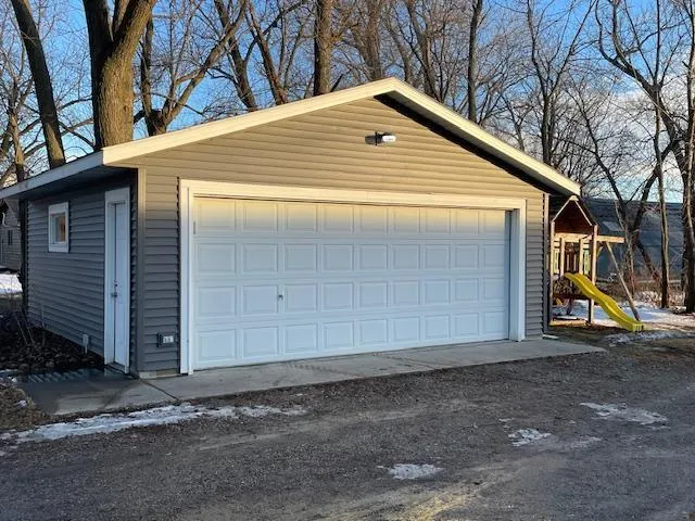 $349,500 | 15246 Old Highway, Waseca, MN 56093