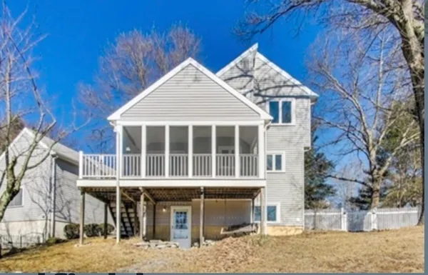 $6,000 | 100 Bridge Street, Medfield, MA 02052