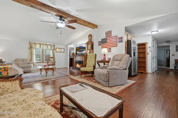 $369,999 | 7209 Hunsucker Road, Norton, VA 24273