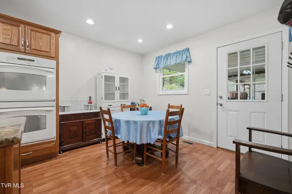 $369,999 | 7209 Hunsucker Road, Norton, VA 24273