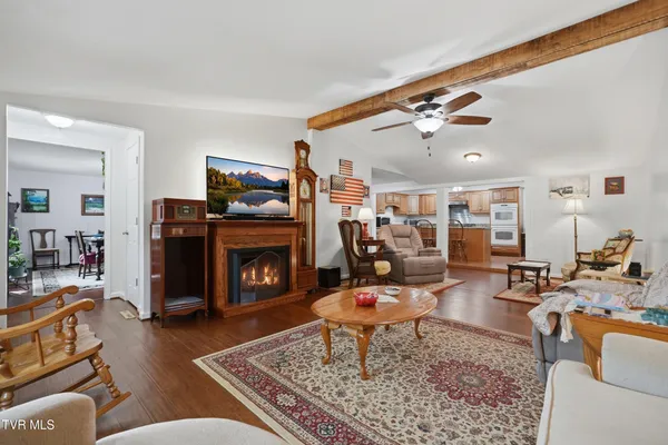 $369,999 | 7209 Hunsucker Road, Norton, VA 24273