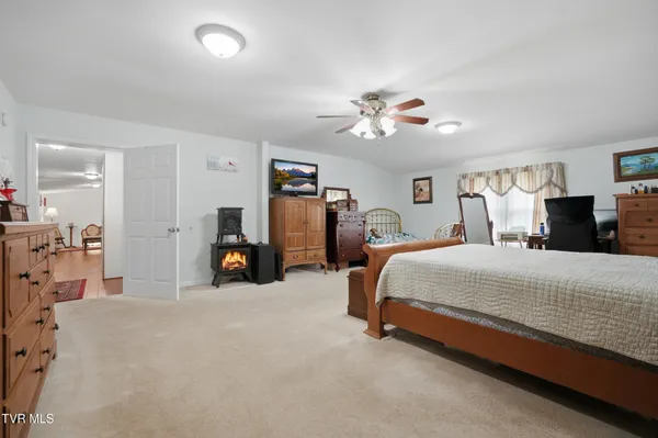 $369,999 | 7209 Hunsucker Road, Norton, VA 24273