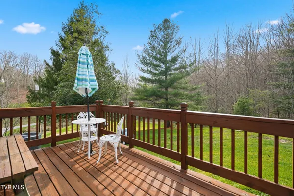$369,999 | 7209 Hunsucker Road, Norton, VA 24273