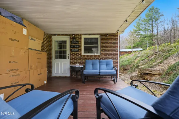 $369,999 | 7209 Hunsucker Road, Norton, VA 24273