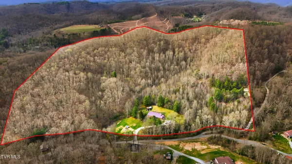 $369,999 | 7209 Hunsucker Road, Norton, VA 24273