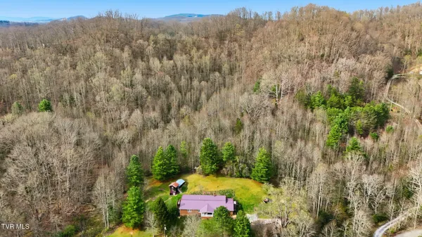$369,999 | 7209 Hunsucker Road, Norton, VA 24273