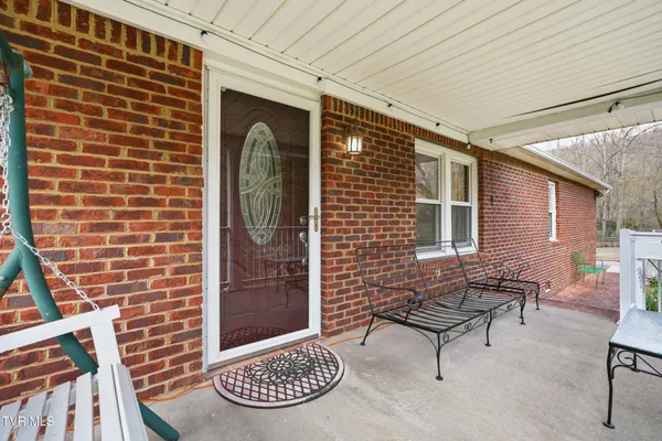 $369,999 | 7209 Hunsucker Road, Norton, VA 24273