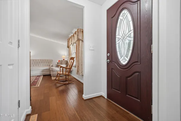 $369,999 | 7209 Hunsucker Road, Norton, VA 24273