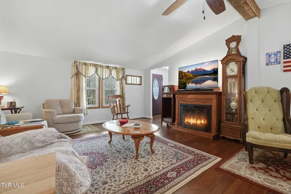 $369,999 | 7209 Hunsucker Road, Norton, VA 24273