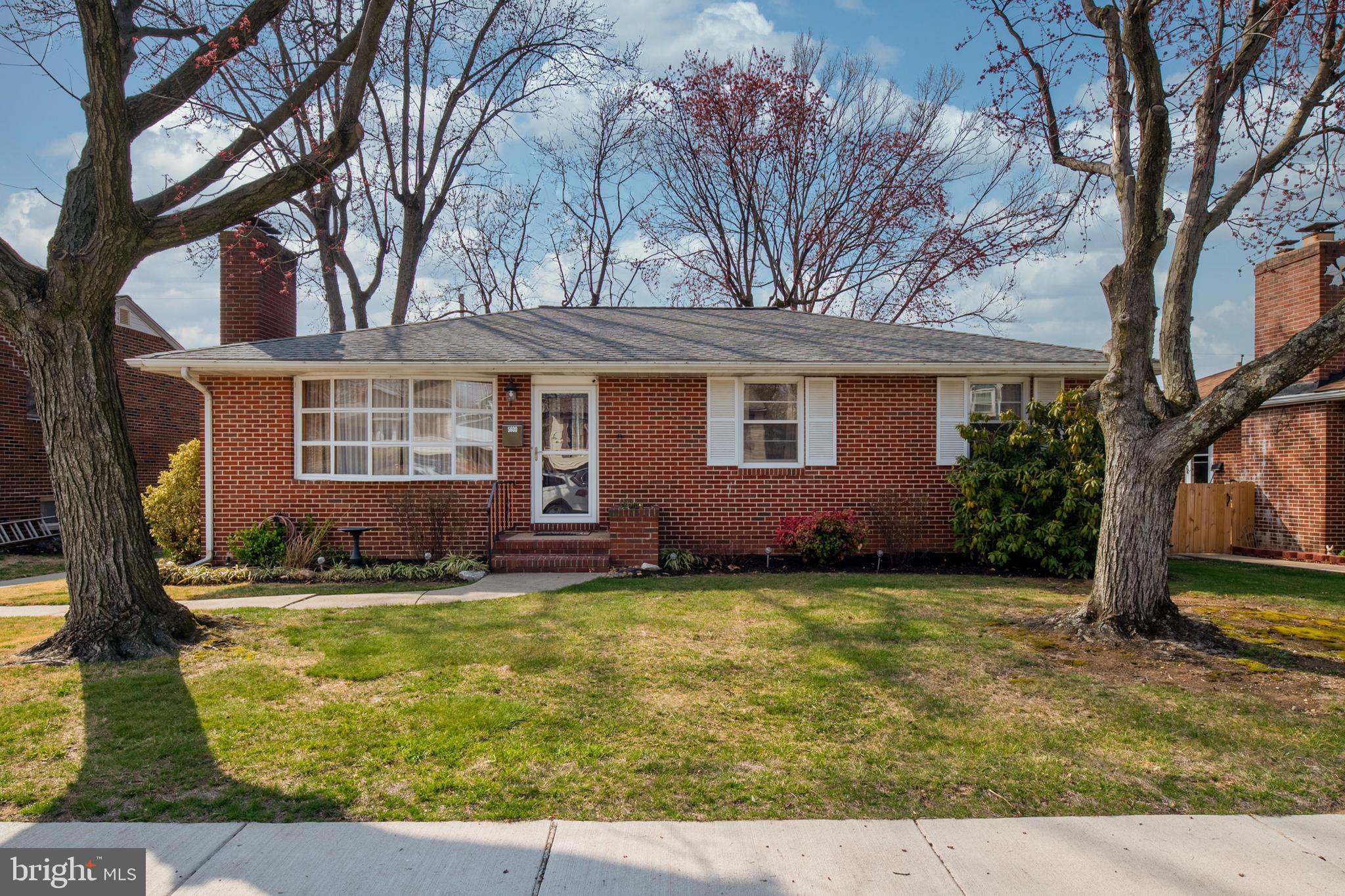 5600 Park Road Brooklyn, MD 21225 - Photo 1 of 30 All Brick and 2 year old roof