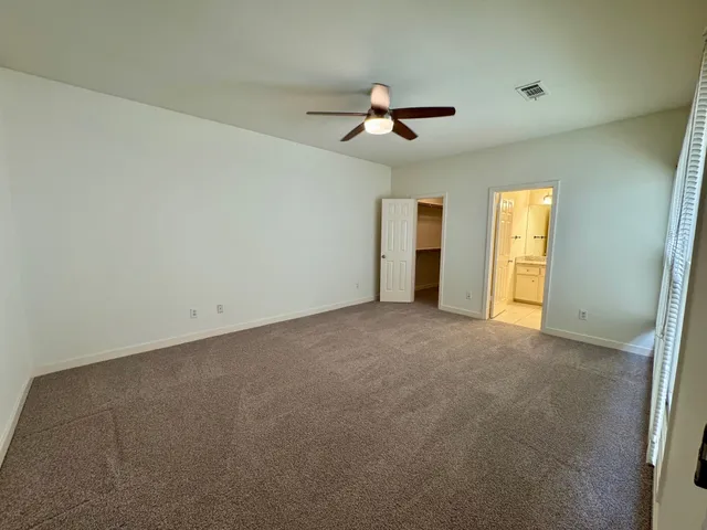 a view of empty room with window
