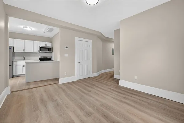 $2,850 | 91 Francis Street, Unit 2, Everett, MA 02149