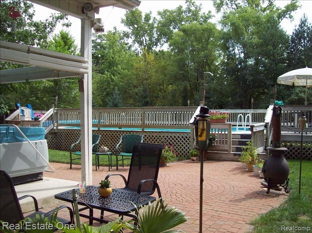 3170 East Maple Road Milford, MI 48381 - Photo 21 of 21 brkpaverpatio