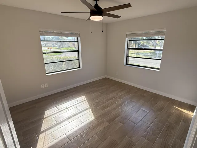 $2,000 | 440 Glenwood Drive, West Palm Beach, FL 33415