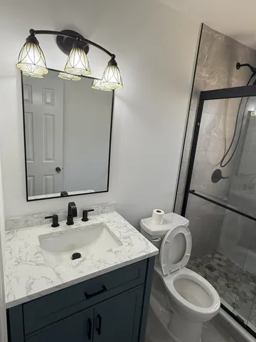 $2,000 | 440 Glenwood Drive, West Palm Beach, FL 33415