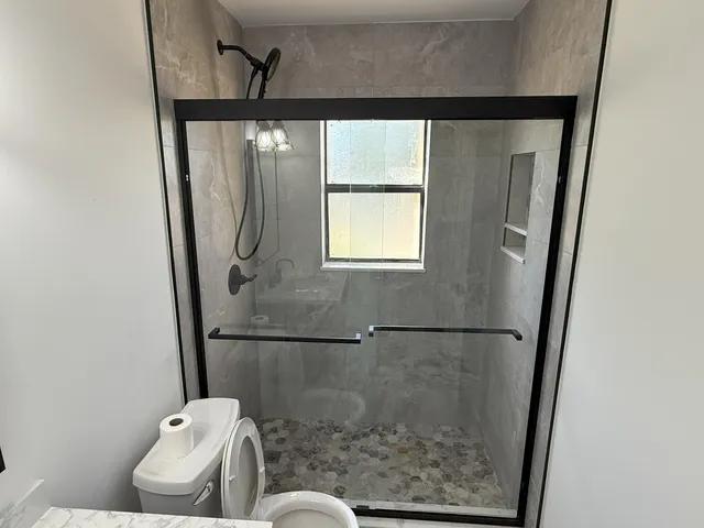 $2,000 | 440 Glenwood Drive, West Palm Beach, FL 33415