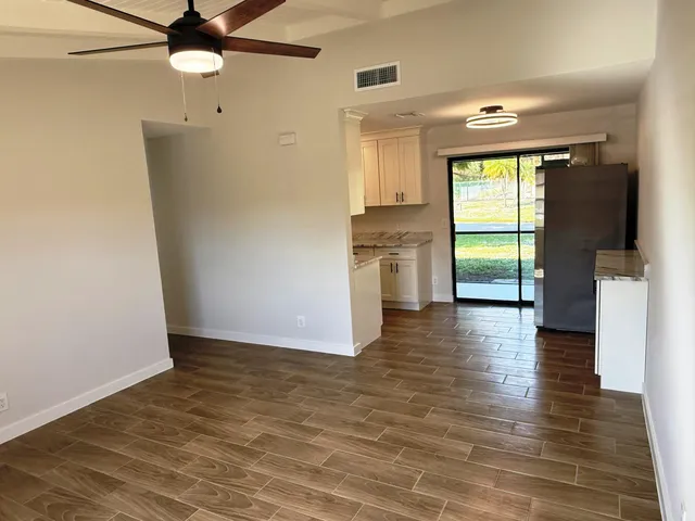 $2,000 | 440 Glenwood Drive, West Palm Beach, FL 33415