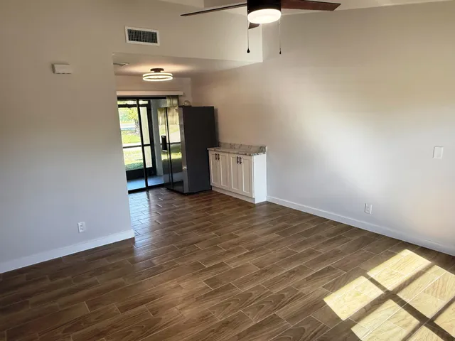 $2,000 | 440 Glenwood Drive, West Palm Beach, FL 33415