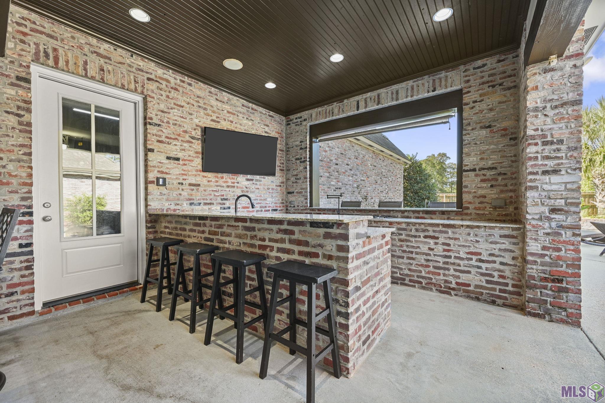 9539 Riviera Court Denham Springs, LA 70726 - Photo 29 of 51 Gallery Image 29