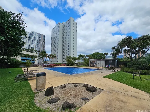 $2,000 | 55 South Kukui Street, Unit D2211, Honolulu, HI 96817