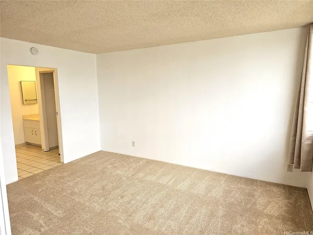 $2,000 | 55 South Kukui Street, Unit D2211, Honolulu, HI 96817