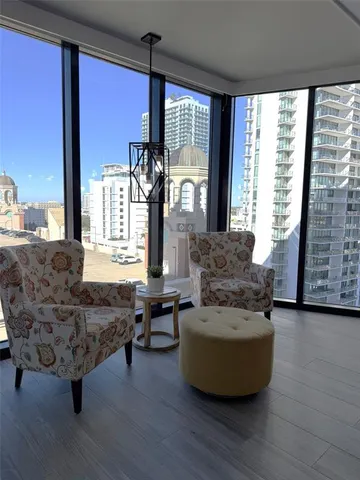 $5,800 | 1 Beach Drive Southeast, Unit 1310, St. Petersburg, FL 33701