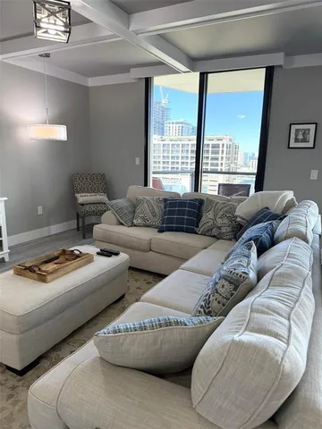 $5,800 | 1 Beach Drive Southeast, Unit 1310, St. Petersburg, FL 33701