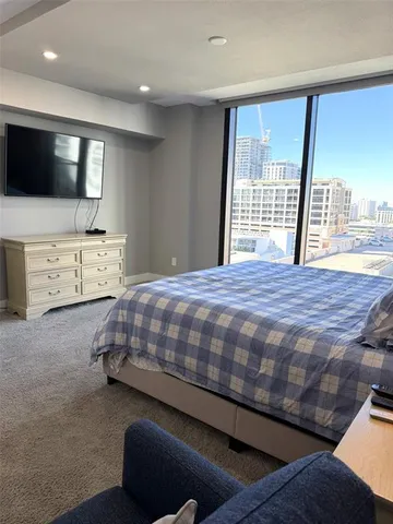 $5,800 | 1 Beach Drive Southeast, Unit 1310, St. Petersburg, FL 33701