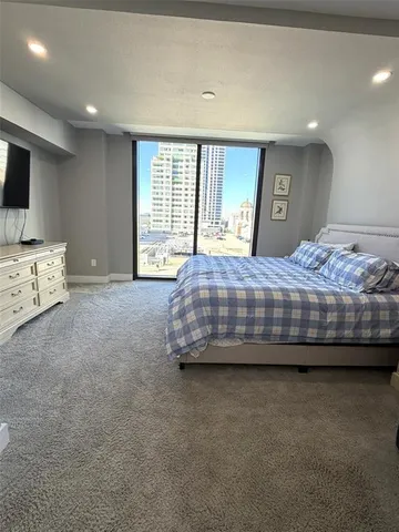 $5,800 | 1 Beach Drive Southeast, Unit 1310, St. Petersburg, FL 33701