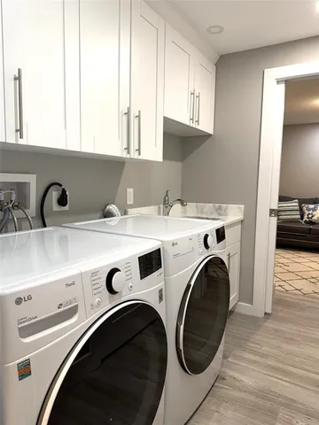 $5,800 | 1 Beach Drive Southeast, Unit 1310, St. Petersburg, FL 33701