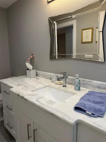 $5,800 | 1 Beach Drive Southeast, Unit 1310, St. Petersburg, FL 33701