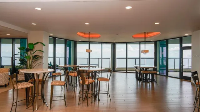 $5,800 | 1 Beach Drive Southeast, Unit 1310, St. Petersburg, FL 33701