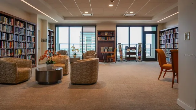 $5,800 | 1 Beach Drive Southeast, Unit 1310, St. Petersburg, FL 33701