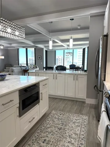 $5,800 | 1 Beach Drive Southeast, Unit 1310, St. Petersburg, FL 33701