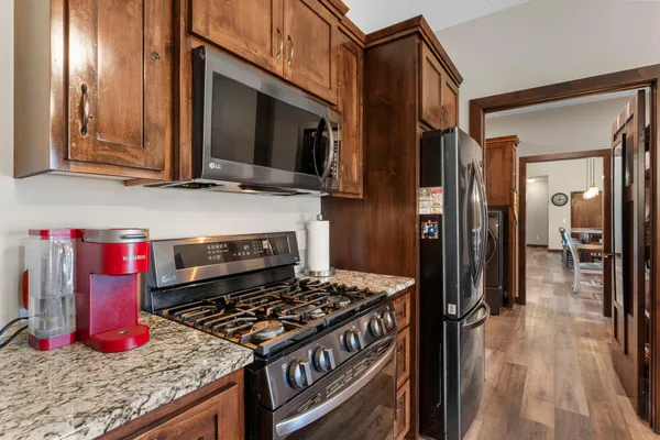$899,900 | 3010 Tamarack Place South, Cambridge, MN 55008