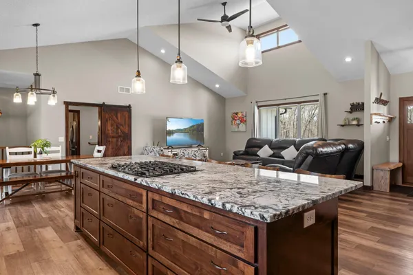 $899,900 | 3010 Tamarack Place South, Cambridge, MN 55008