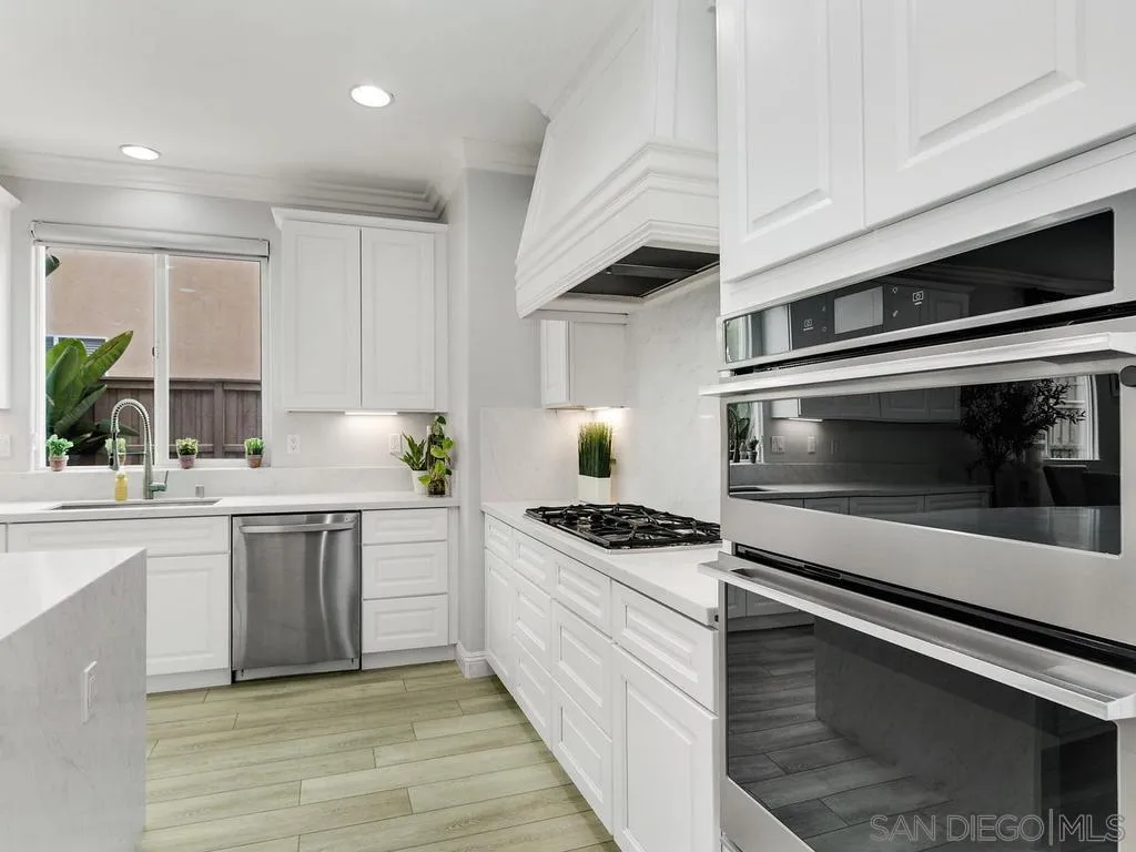 1352 North Paradise Ridge Way Chula Vista, CA 91915 - Photo 18 of 67