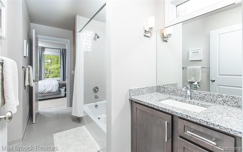 909 Corbin Road Rochester Hills, MI 48307 - Photo 23 of 30 Gallery Image 23
