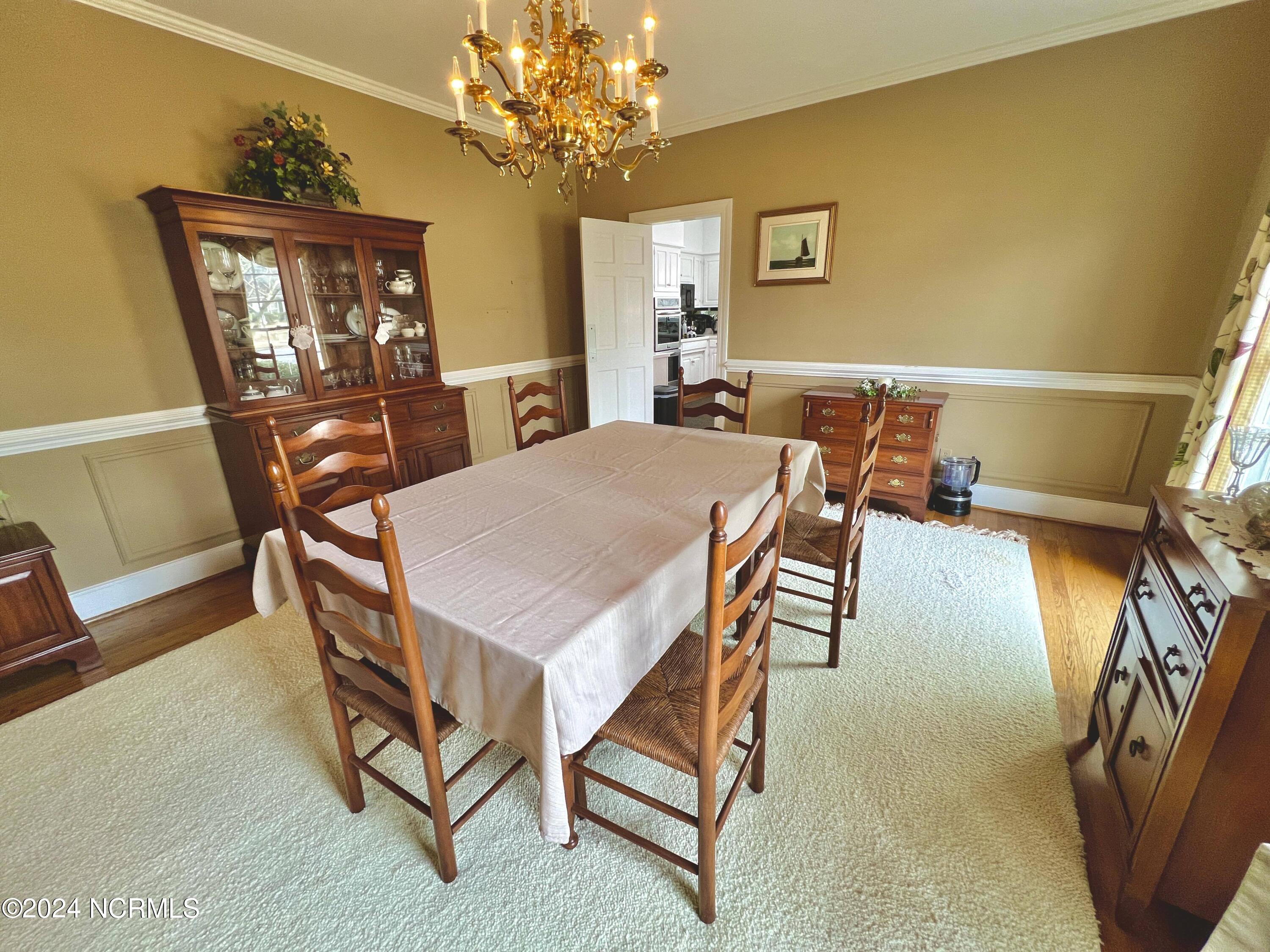1401 Greenbriar Road Kinston, NC 28501 - Photo 35 of 91 413473939_723027906589338_38904080953481
