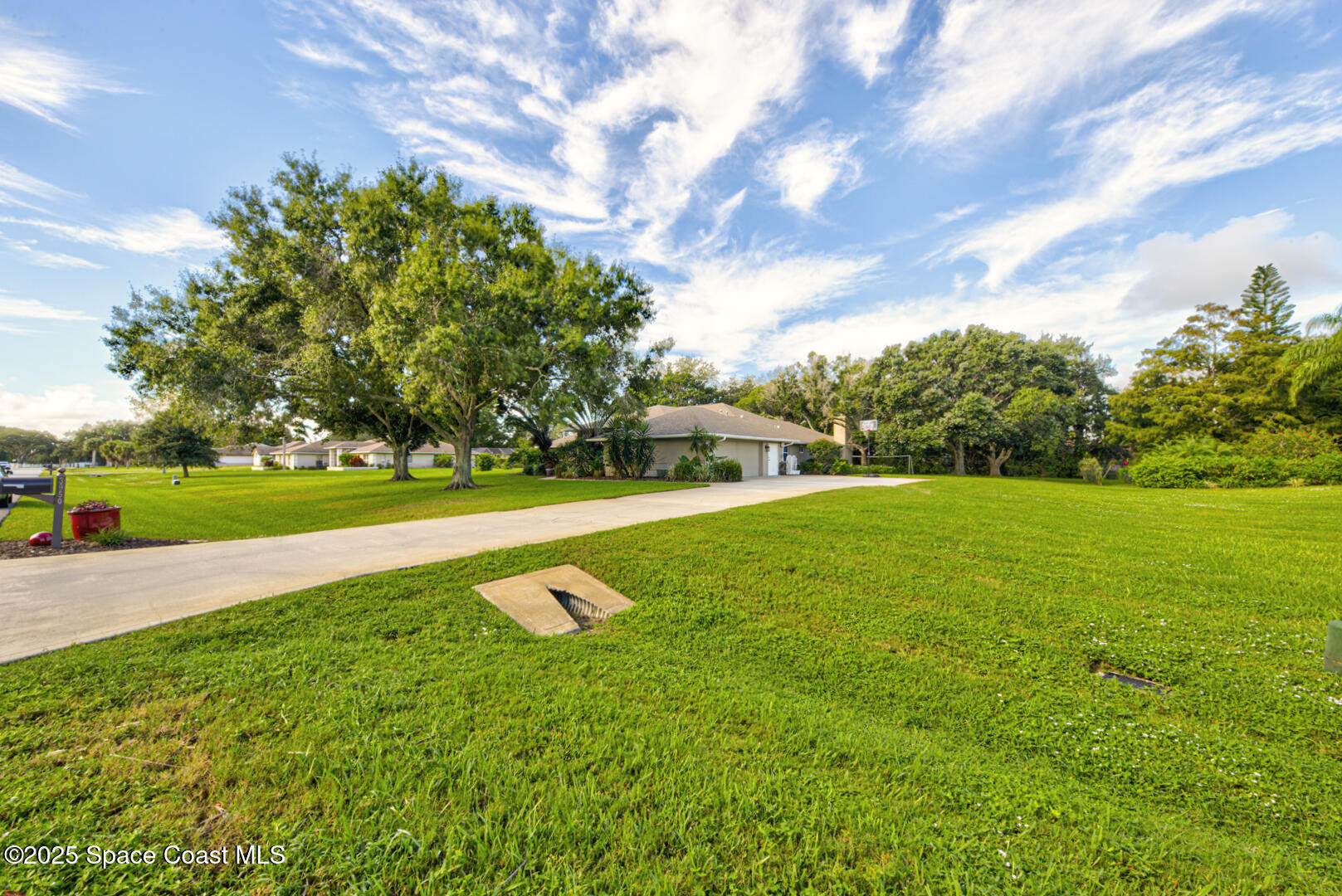 3950 Postridge Trail Melbourne, FL 32934 - Photo 63 of 63 Front Yard Right View