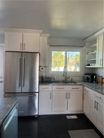 $2,800 | 548 Pinnacle Road, Henrietta, NY 14623