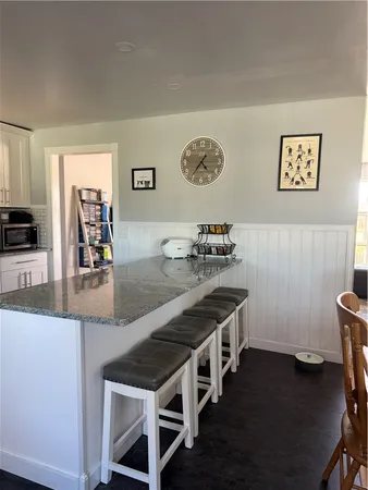 $2,800 | 548 Pinnacle Road, Henrietta, NY 14623