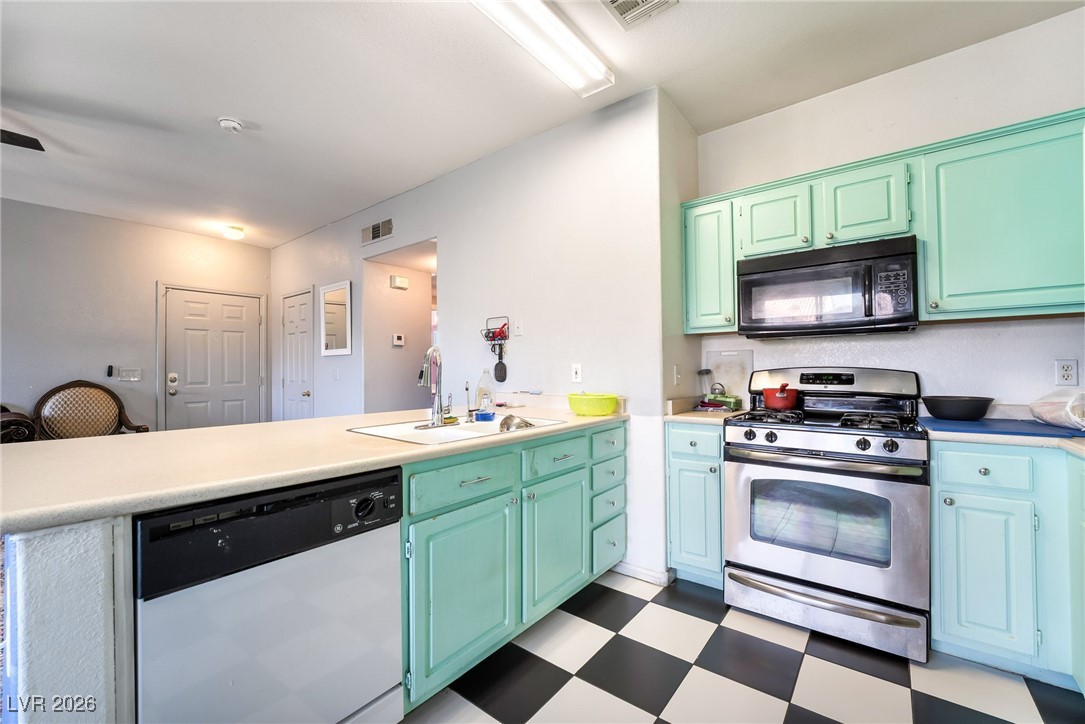 855 North Stephanie Street, Unit 1721 Henderson, NV 89014 - Photo 5 of 21