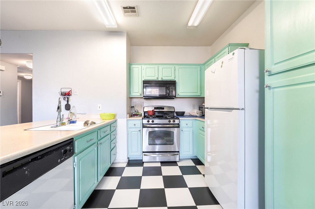 855 North Stephanie Street, Unit 1721 Henderson, NV 89014 - Photo 7 of 21