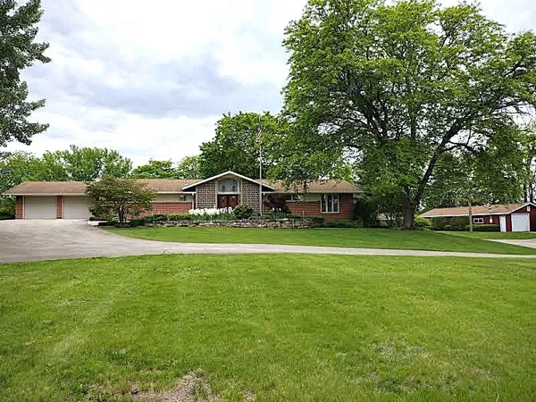 $545,000 | 4910 Kilburn Avenue, Rockford, IL 61101