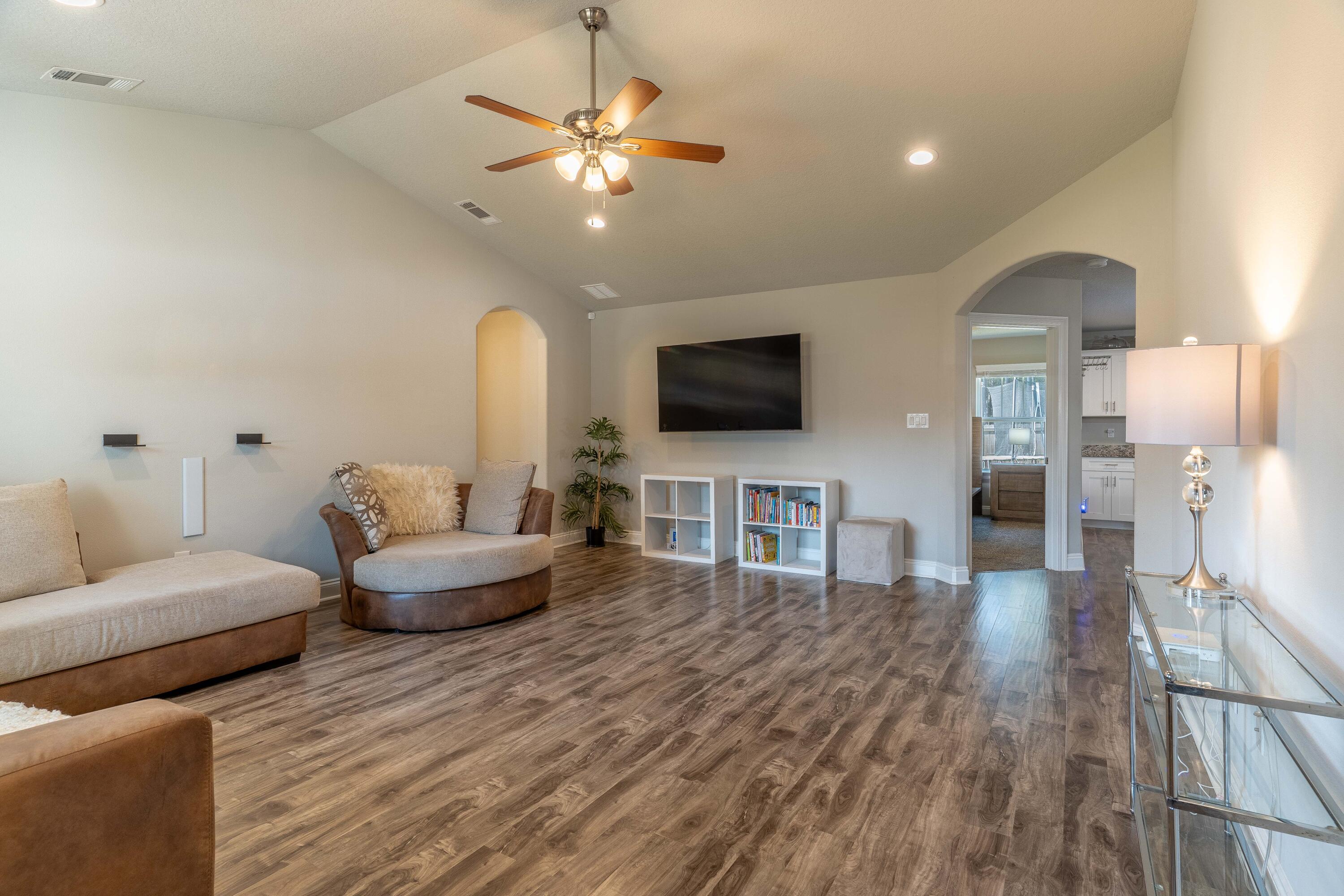 7198 Gordon Evans Road Navarre, FL 32566 - Photo 5 of 44 Gallery Image 5