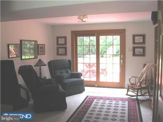 121 Oakmont Road Mount Laurel, NJ 08054 - Photo 8 of 12 Gallery Image 8