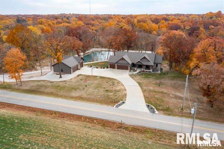 23501 Spring Creek Road Washington, IL 61571 - Photo 3 of 85 Gallery Image 3